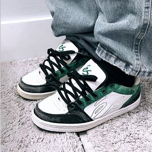 Es Skate Shoes